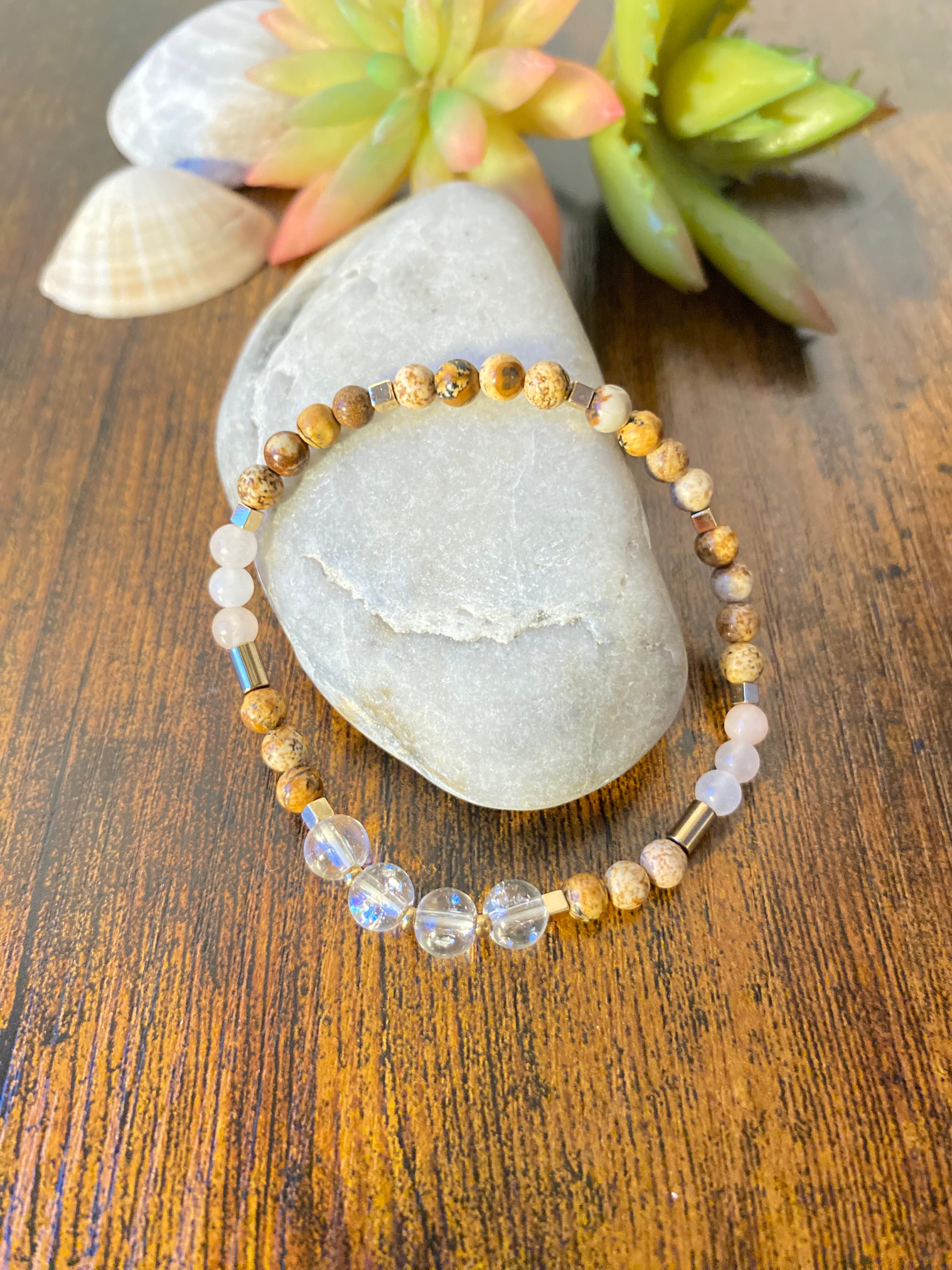 Bransoletka - na harmonię i równowagę w życiu - z jaspisów z awenturynem i kryształem górskim